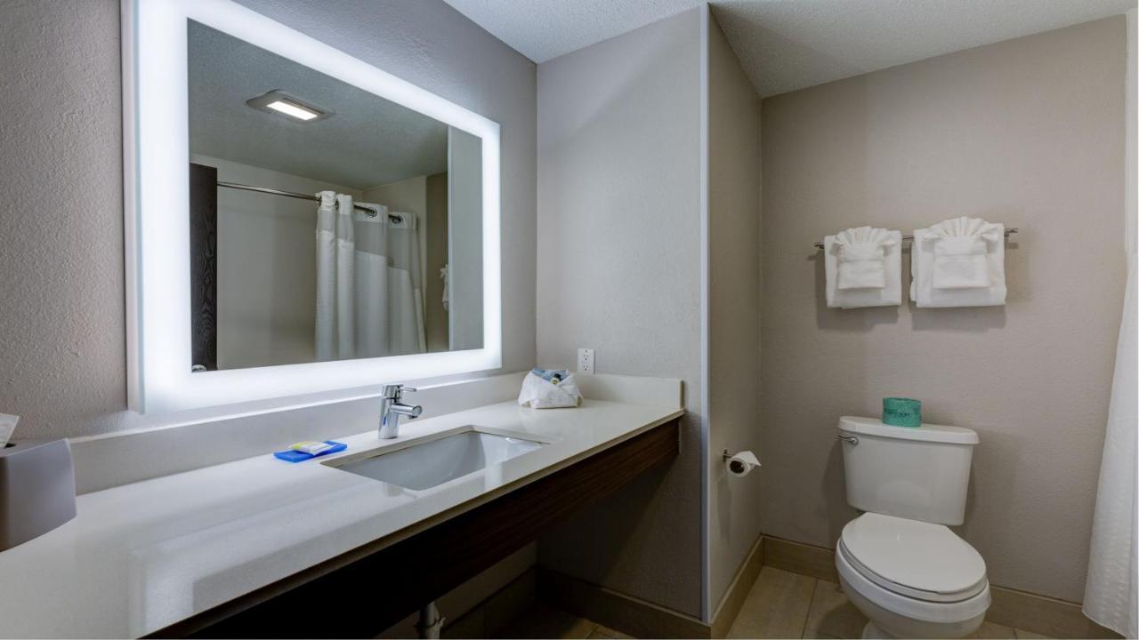 Holiday Inn Express & Suites Ashtabula-Geneva By Ihg Austinburg Exteriér fotografie