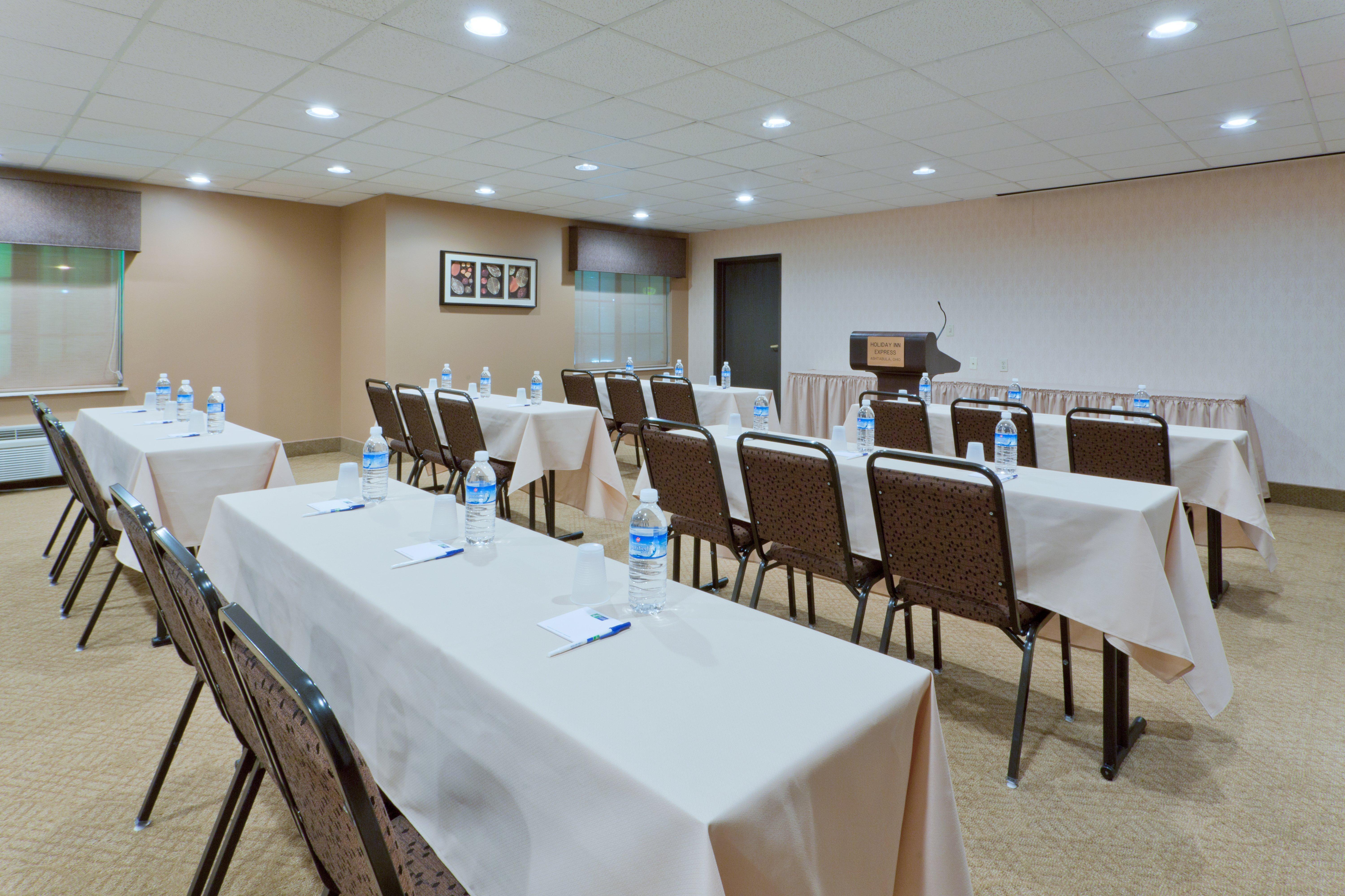 Holiday Inn Express & Suites Ashtabula-Geneva By Ihg Austinburg Exteriér fotografie